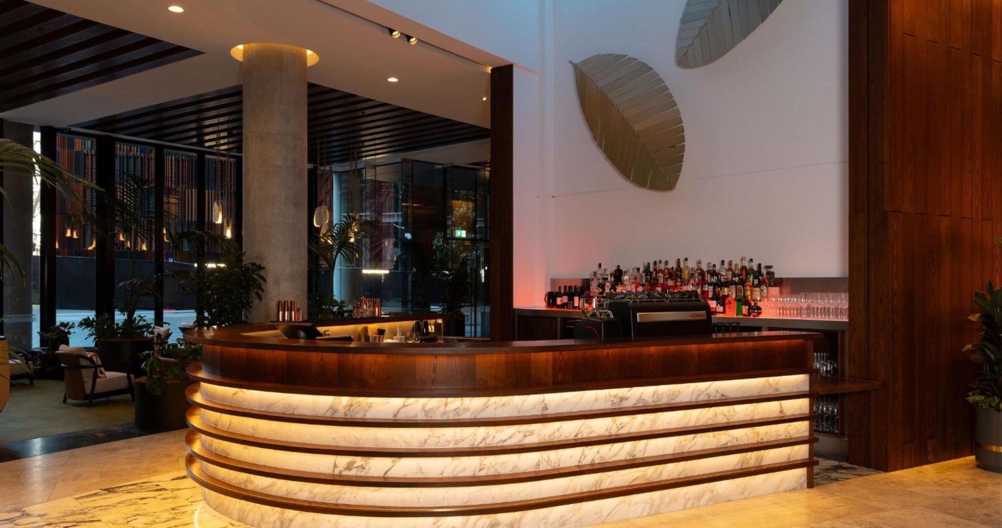 Horizon By Skycity โอ๊คแลนด์ ภายนอก รูปภาพ The bar at the Mandarin Oriental, Munich